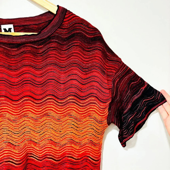 MISSONI Red t-shirt with textured waves - Picture 3 of 7